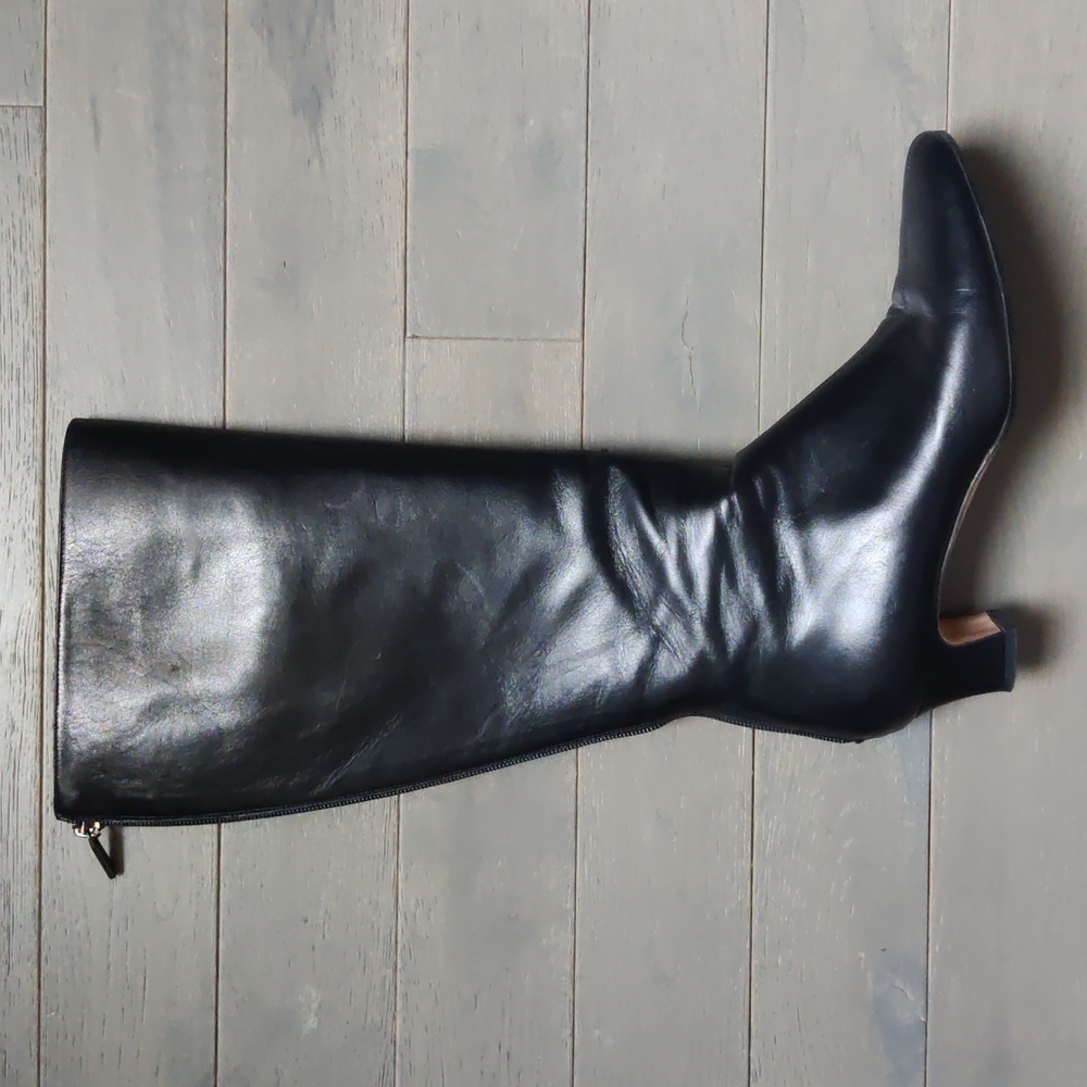 Hobbs black leather boots low heels